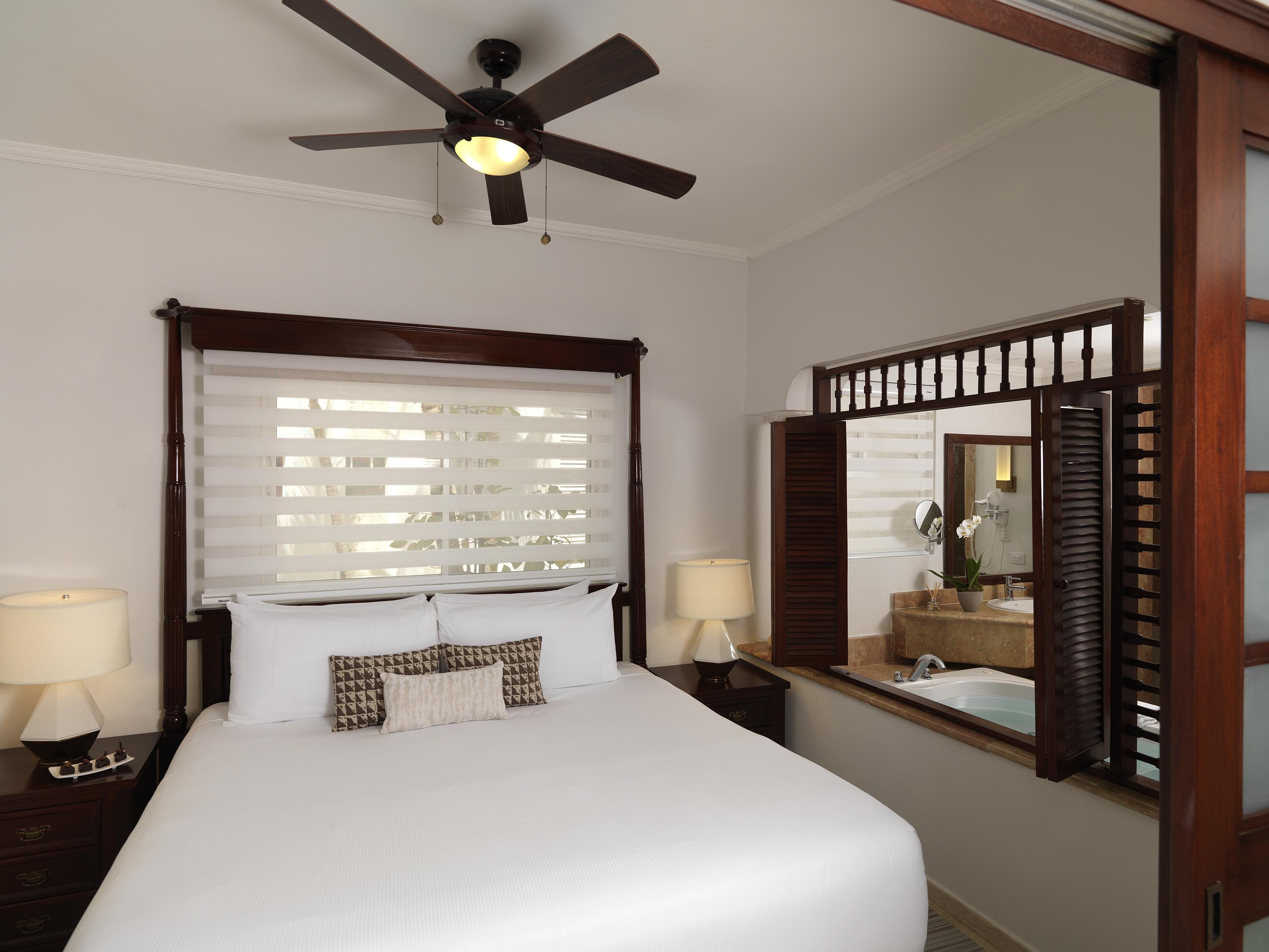 Meliá Caribe Beach Resort-All Inclusive Punta Cana Esterno foto A bedroom at the hotel