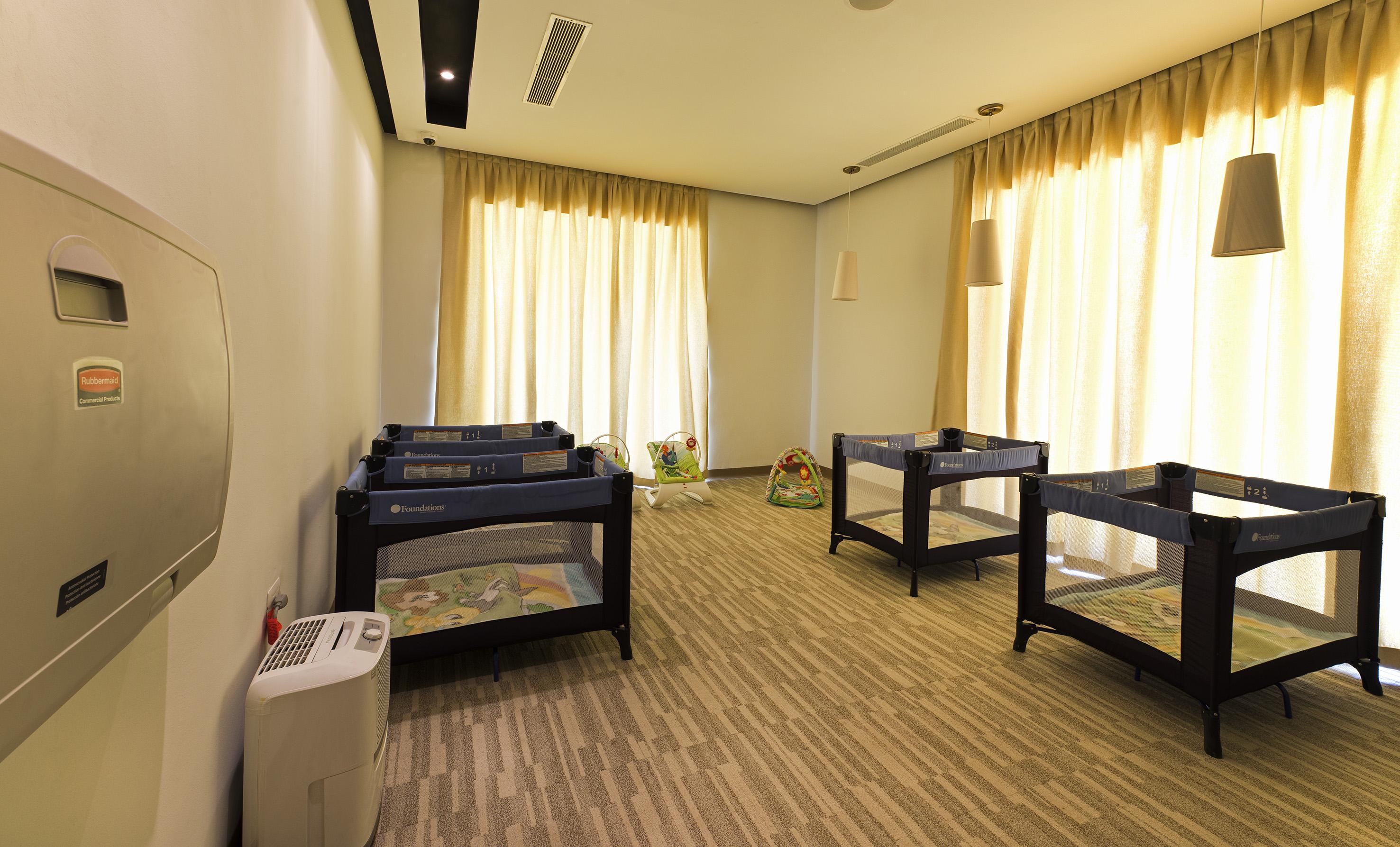 Meliá Caribe Beach Resort-All Inclusive Punta Cana Esterno foto Infant room