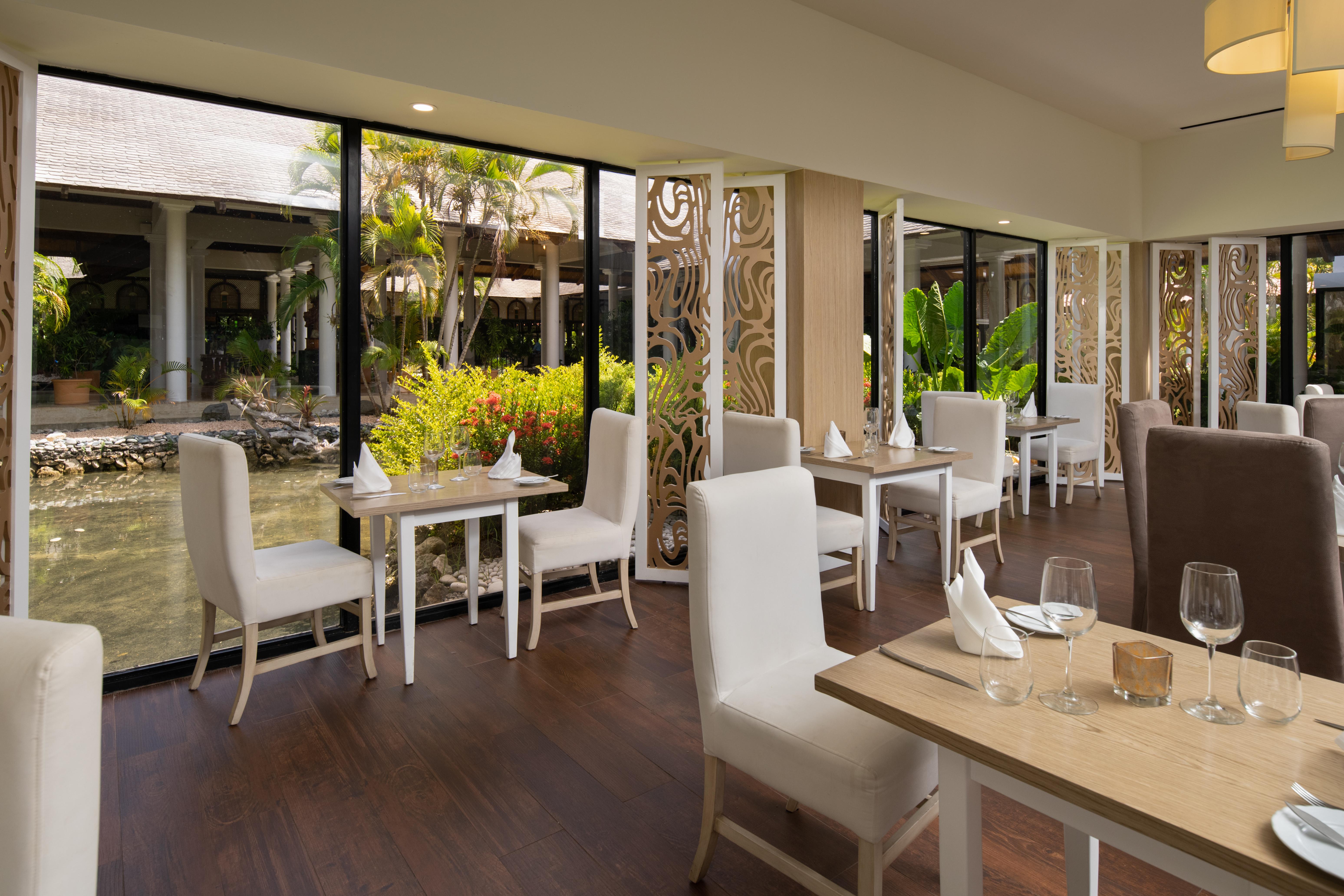 Meliá Caribe Beach Resort-All Inclusive Punta Cana Esterno foto The restaurant